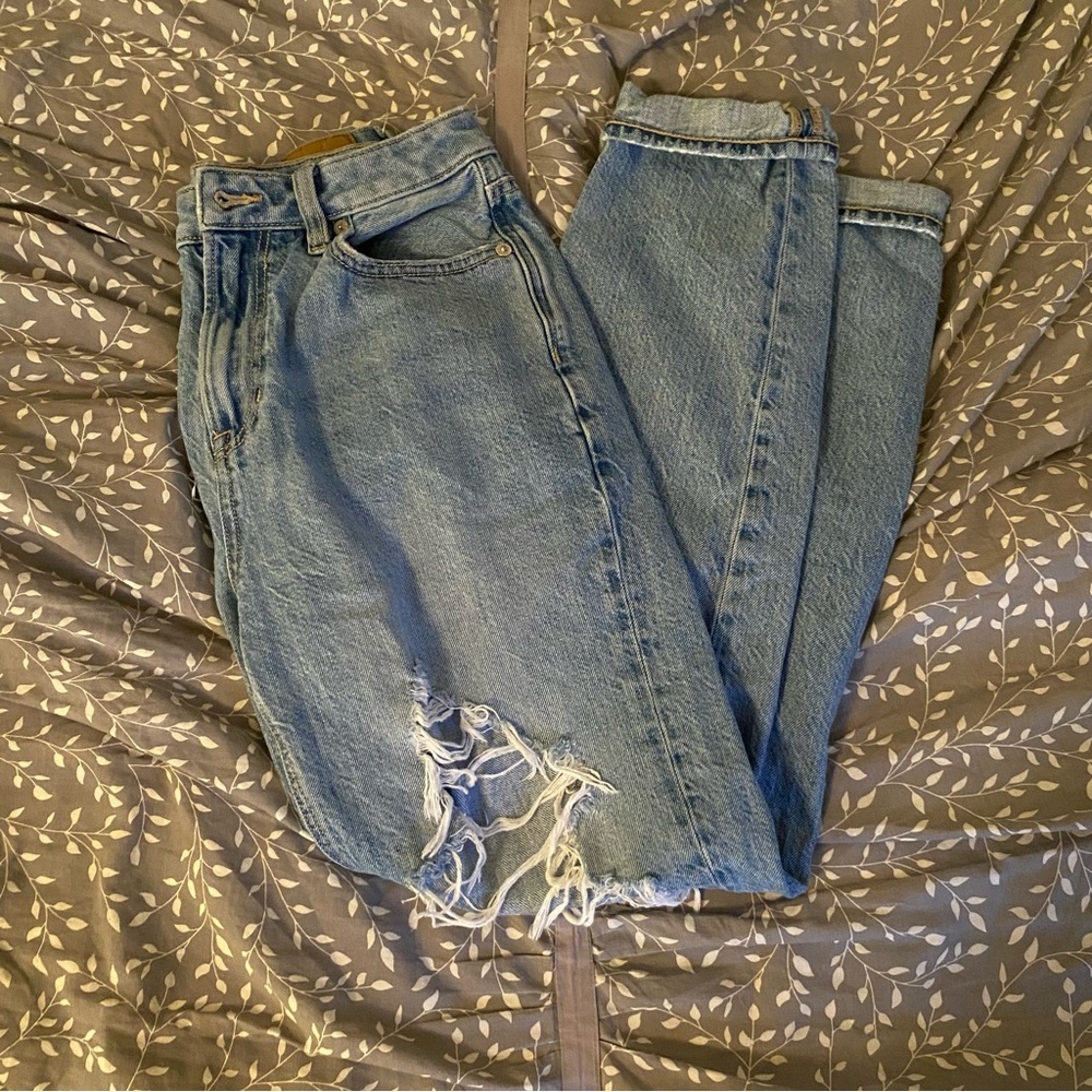 COPY - Mom jeans